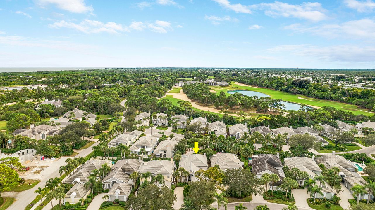 Activo con contrato: $1,995,000 (4 camas, 4 baños, 2732 Pies cuadrados)