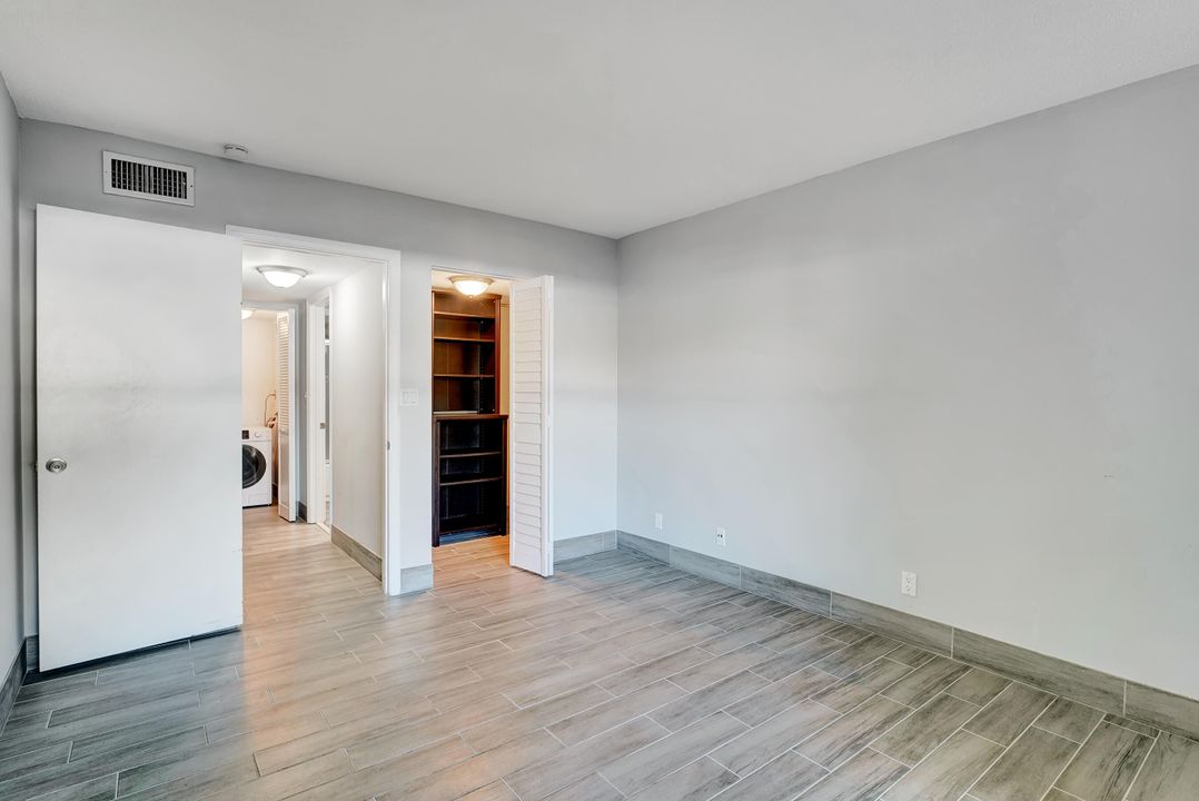 合同活跃: $2,099 (2 贝兹, 2 浴室, 936 平方英尺)