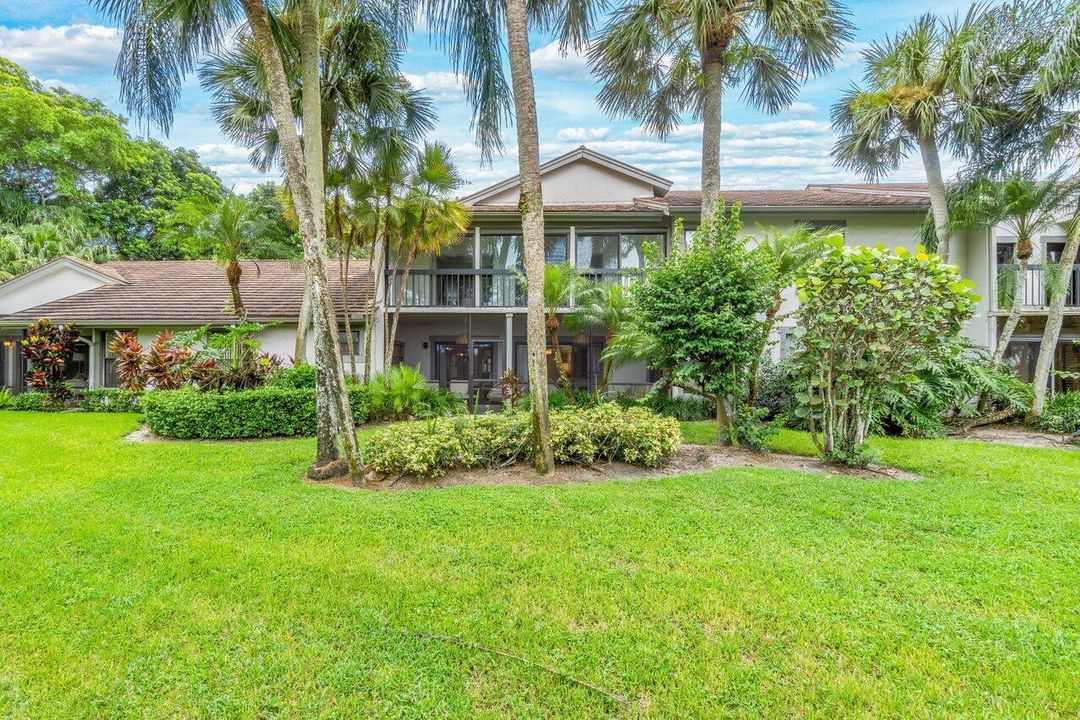 出租: $12,000 (3 贝兹, 3 浴室, 1760 平方英尺)