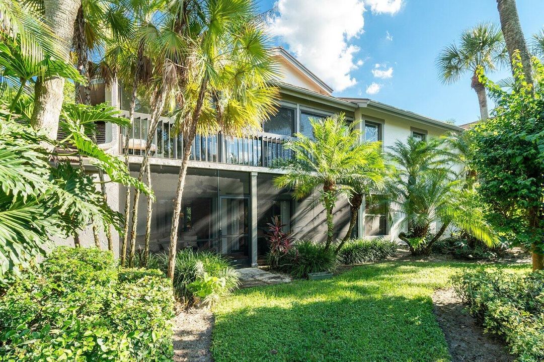 出租: $12,000 (3 贝兹, 3 浴室, 1760 平方英尺)