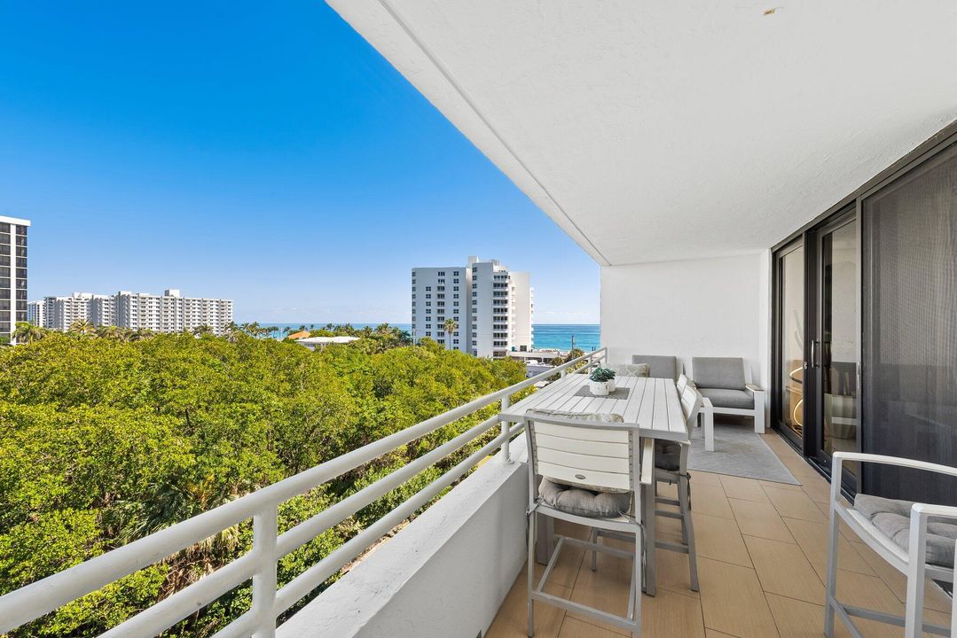 For Sale: $1,290,000 (3 beds, 2 baths, 1852 Square Feet)