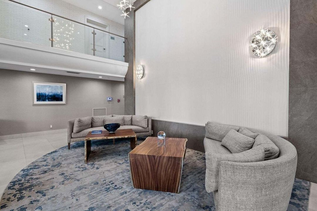 For Sale: $1,290,000 (3 beds, 2 baths, 1852 Square Feet)