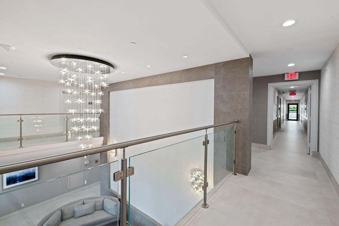 For Sale: $1,290,000 (3 beds, 2 baths, 1852 Square Feet)