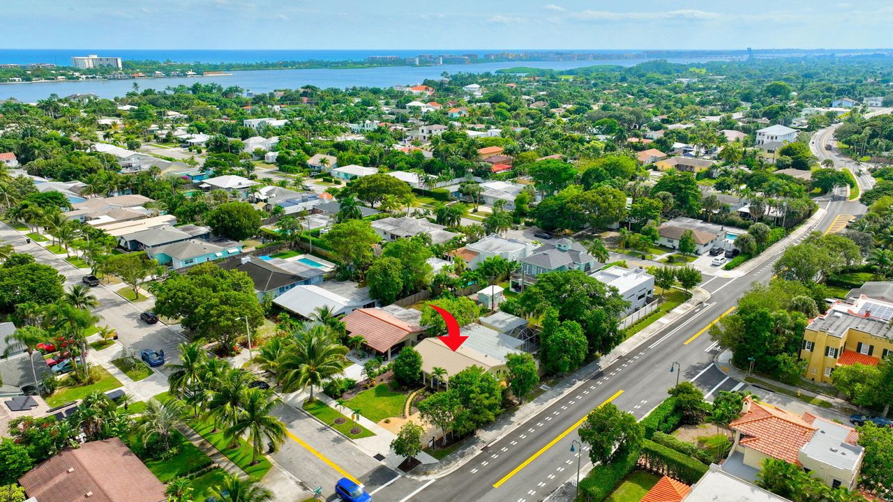 На продажу: $799,000 (4 спален, 3 ванн, 1888 Квадратных фут)