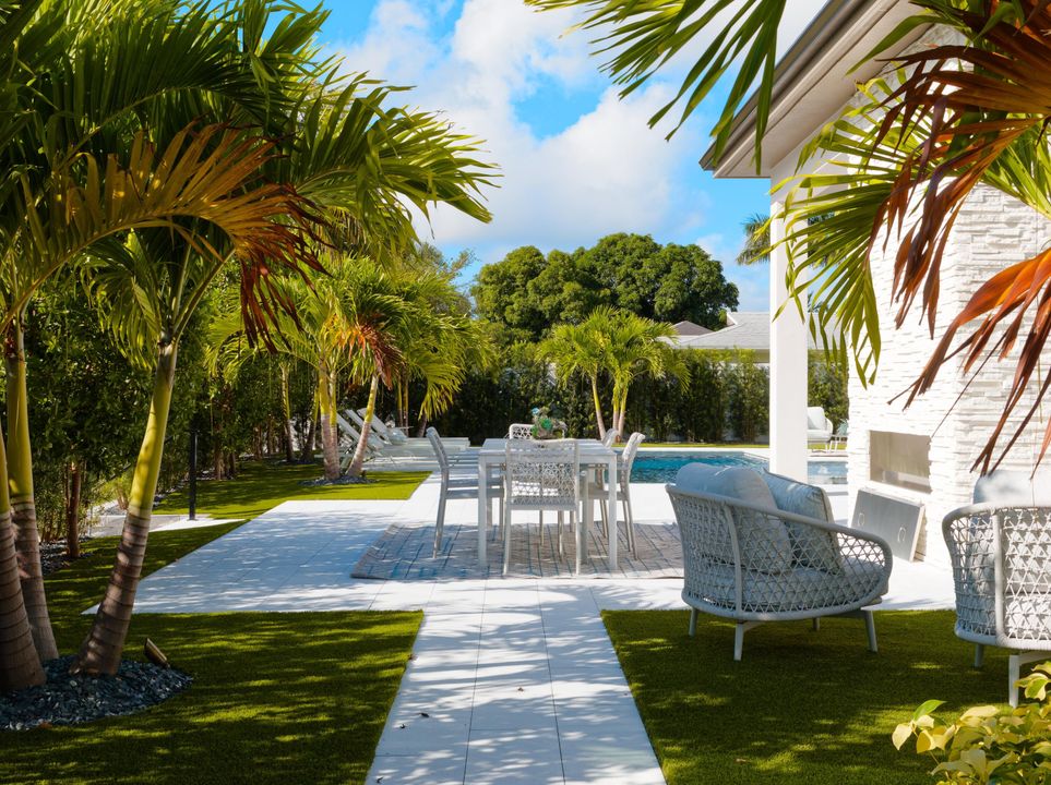 На продажу: $6,195,000 (5 спален, 6 ванн, 4920 Квадратных фут)