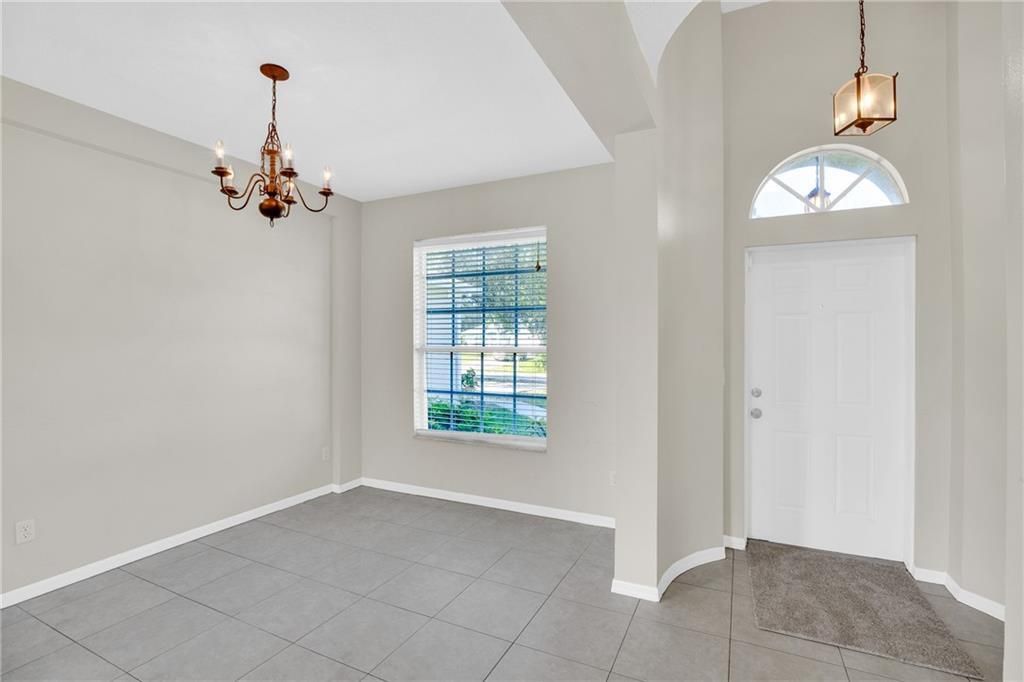 For Sale: $319,900 (3 beds, 2 baths, 1650 Square Feet)