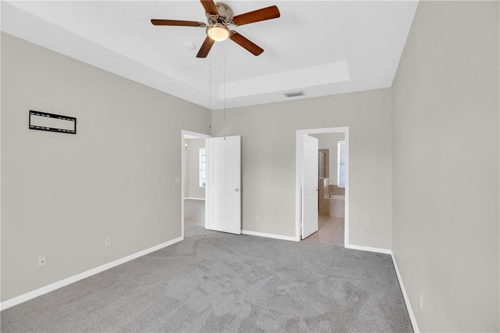 For Sale: $319,900 (3 beds, 2 baths, 1650 Square Feet)