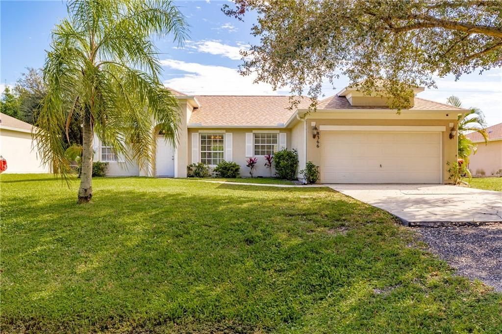 For Sale: $319,900 (3 beds, 2 baths, 1650 Square Feet)