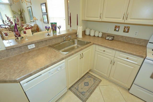 For Rent: $3,500 (2 beds, 2 baths, 1526 Square Feet)