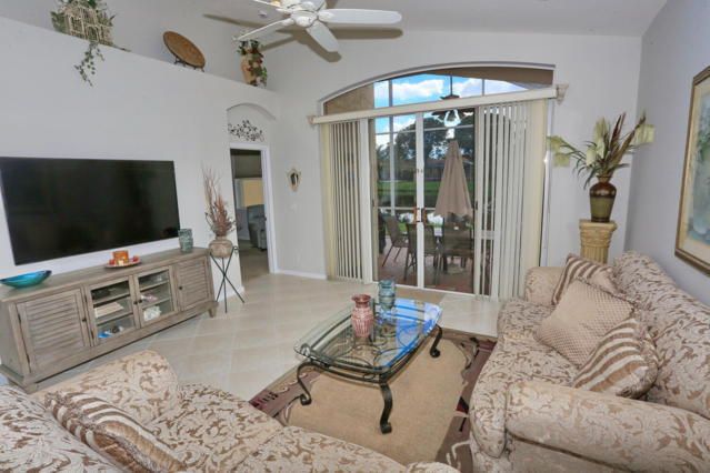 For Rent: $3,500 (2 beds, 2 baths, 1526 Square Feet)