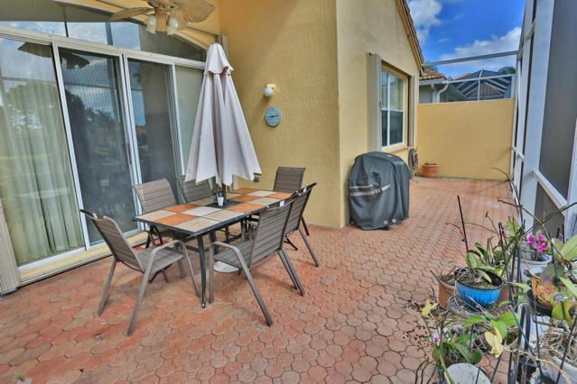 For Rent: $3,500 (2 beds, 2 baths, 1526 Square Feet)