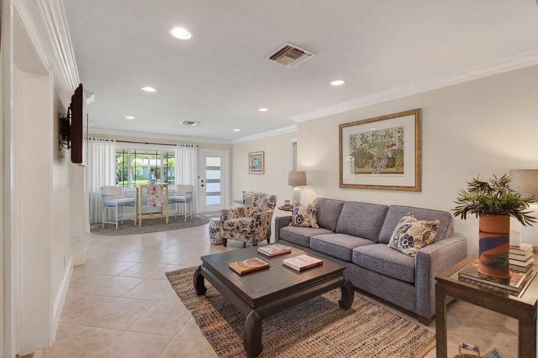 На продажу: $799,000 (4 спален, 3 ванн, 1888 Квадратных фут)