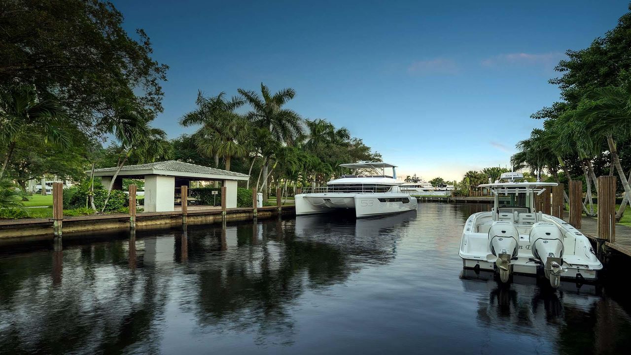 待售: $14,500,000 (1 贝兹, 1 浴室, 1736 平方英尺)