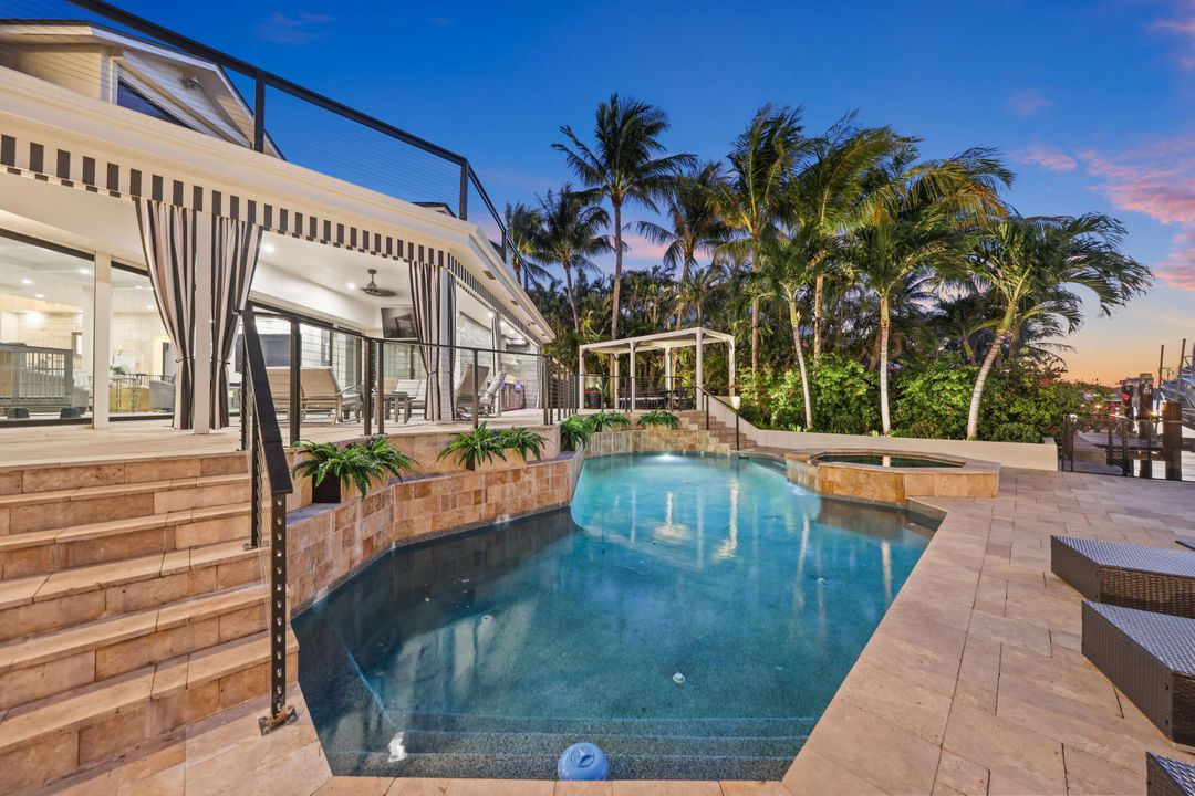 For Sale: $4,750,000 (5 beds, 6 baths, 4100 Square Feet)