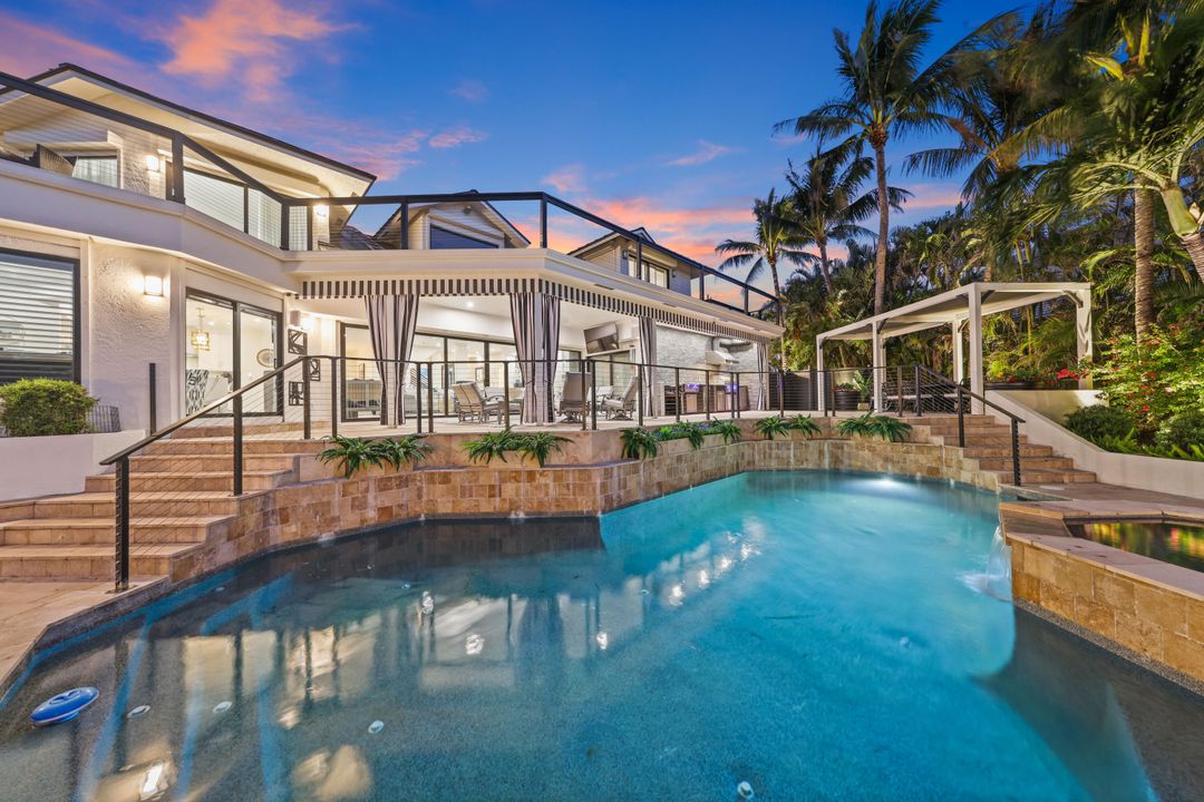 For Sale: $4,750,000 (5 beds, 6 baths, 4100 Square Feet)