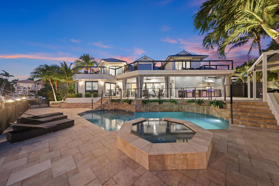 For Sale: $4,750,000 (5 beds, 6 baths, 4100 Square Feet)