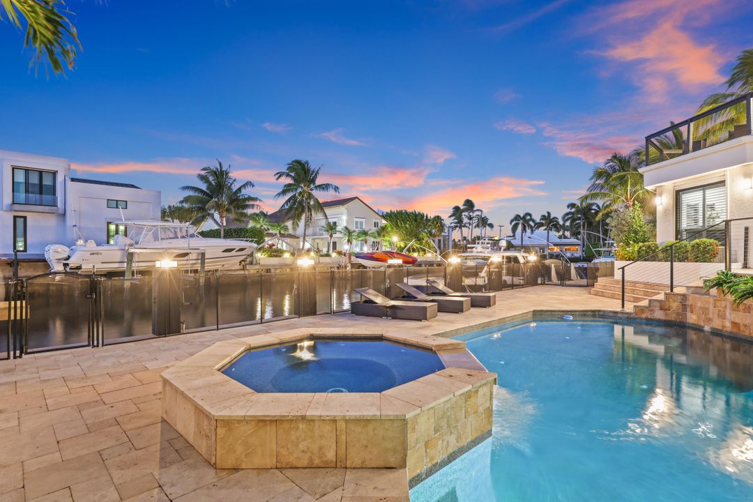 For Sale: $4,750,000 (5 beds, 6 baths, 4100 Square Feet)