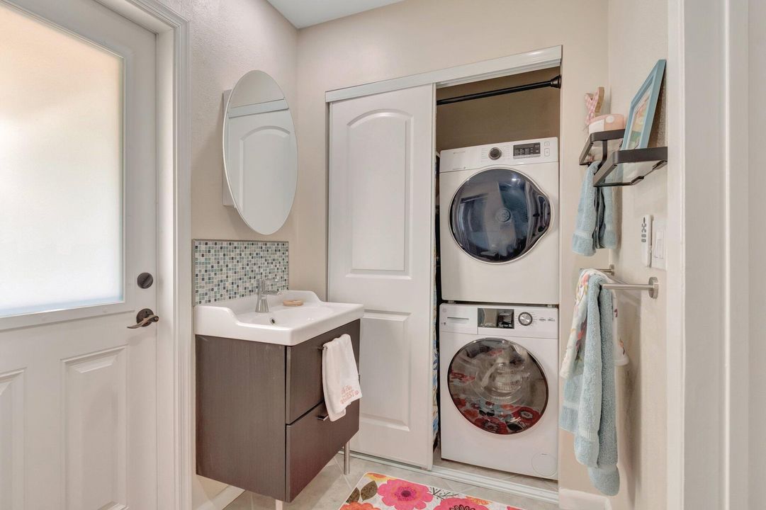 На продажу: $799,000 (4 спален, 3 ванн, 1888 Квадратных фут)