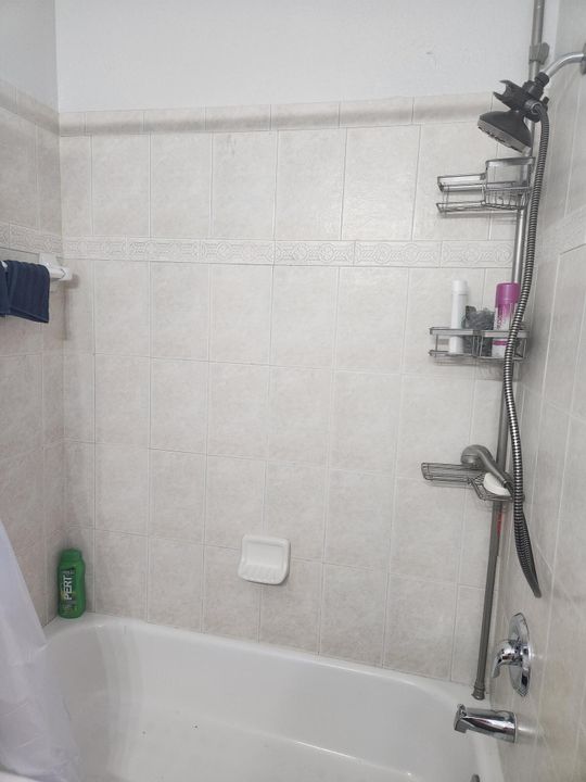 Active With Contract: $3,250 (2 beds, 2 baths, 1316 Square Feet)