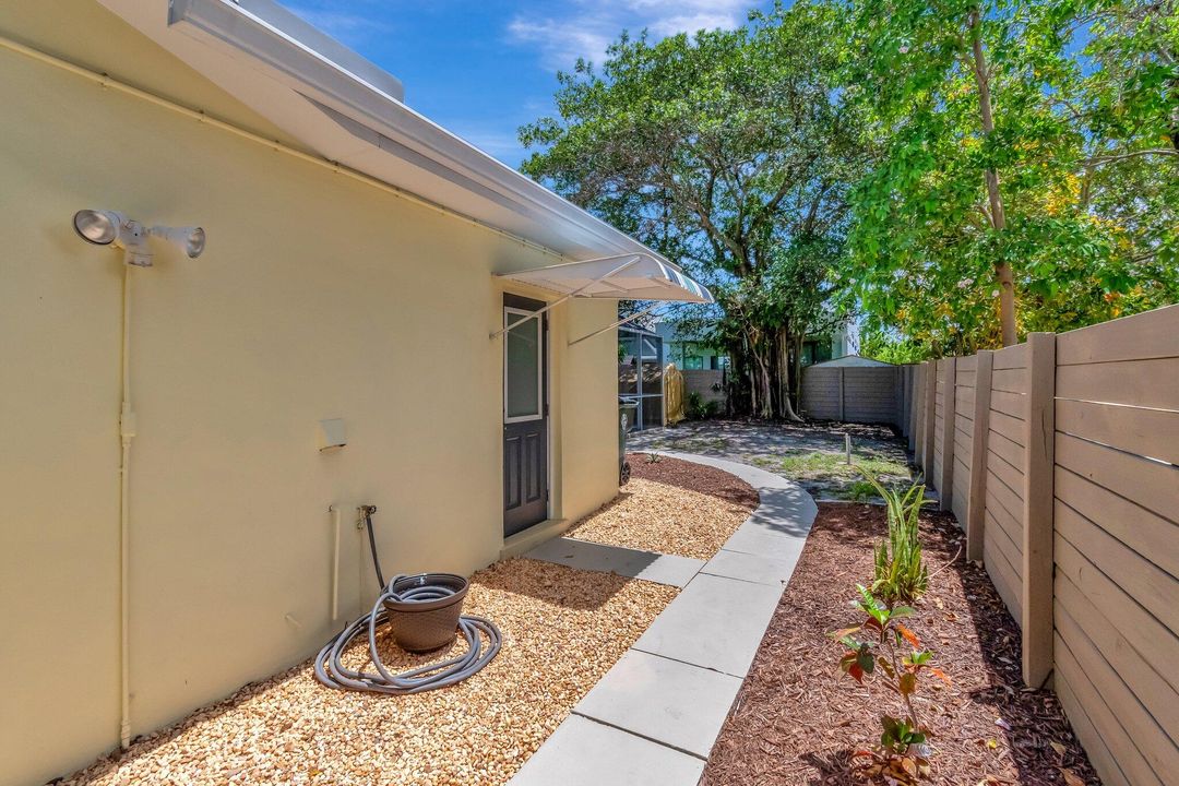 На продажу: $799,000 (4 спален, 3 ванн, 1888 Квадратных фут)