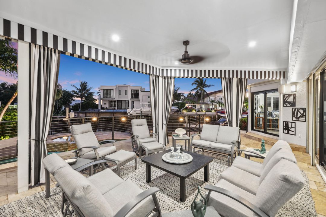 For Sale: $4,750,000 (5 beds, 6 baths, 4100 Square Feet)