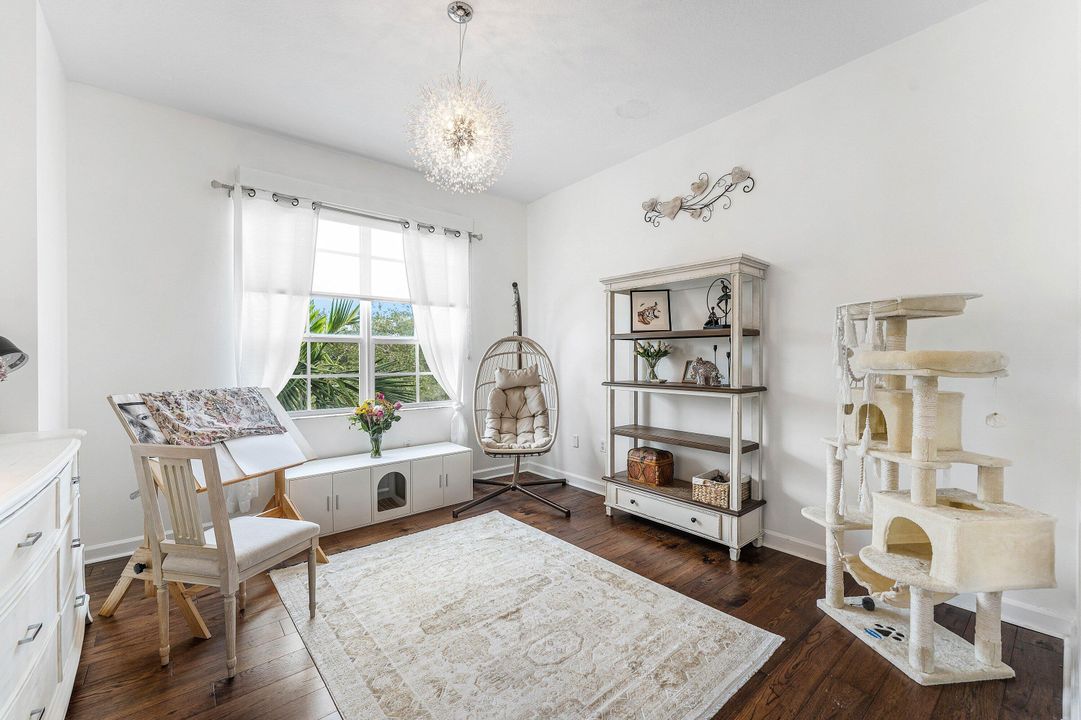 En Venta: $689,900 (2 camas, 3 baños, 2096 Pies cuadrados)