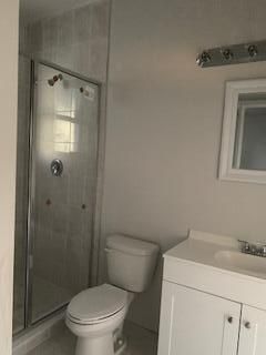 For Rent: $2,400 (3 beds, 2 baths, 1250 Square Feet)