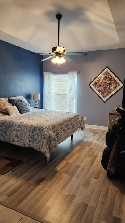 Active With Contract: $3,250 (2 beds, 2 baths, 1316 Square Feet)