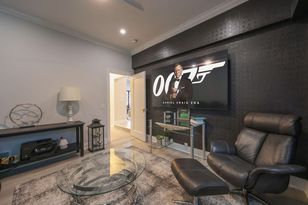 For Sale: $4,750,000 (5 beds, 6 baths, 4100 Square Feet)