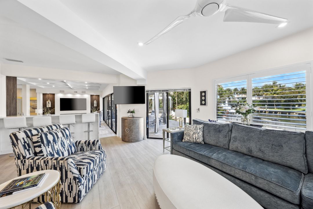 For Sale: $4,750,000 (5 beds, 6 baths, 4100 Square Feet)