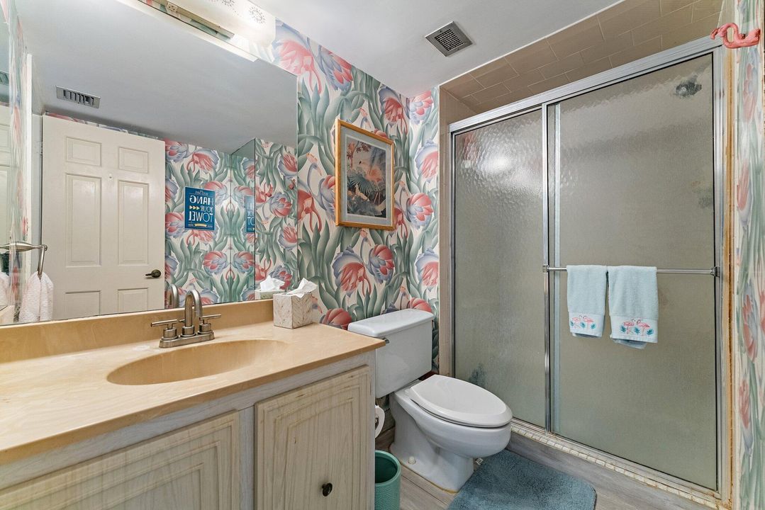 Active With Contract: $725,000 (2 beds, 2 baths, 1237 Square Feet)