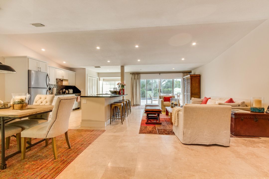 For Rent: $12,000 (3 beds, 2 baths, 1561 Square Feet)