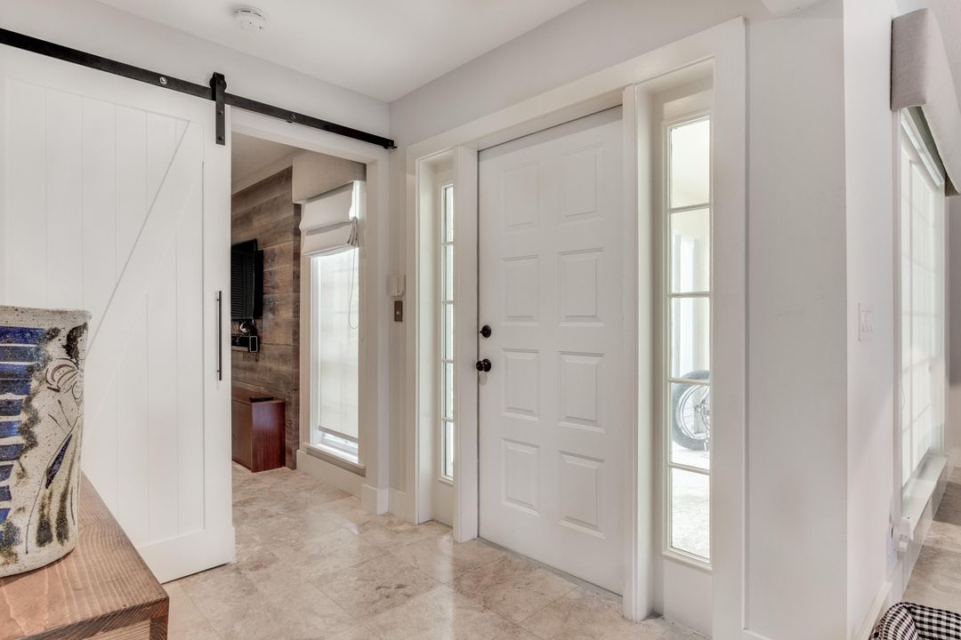 For Rent: $12,000 (3 beds, 2 baths, 1561 Square Feet)