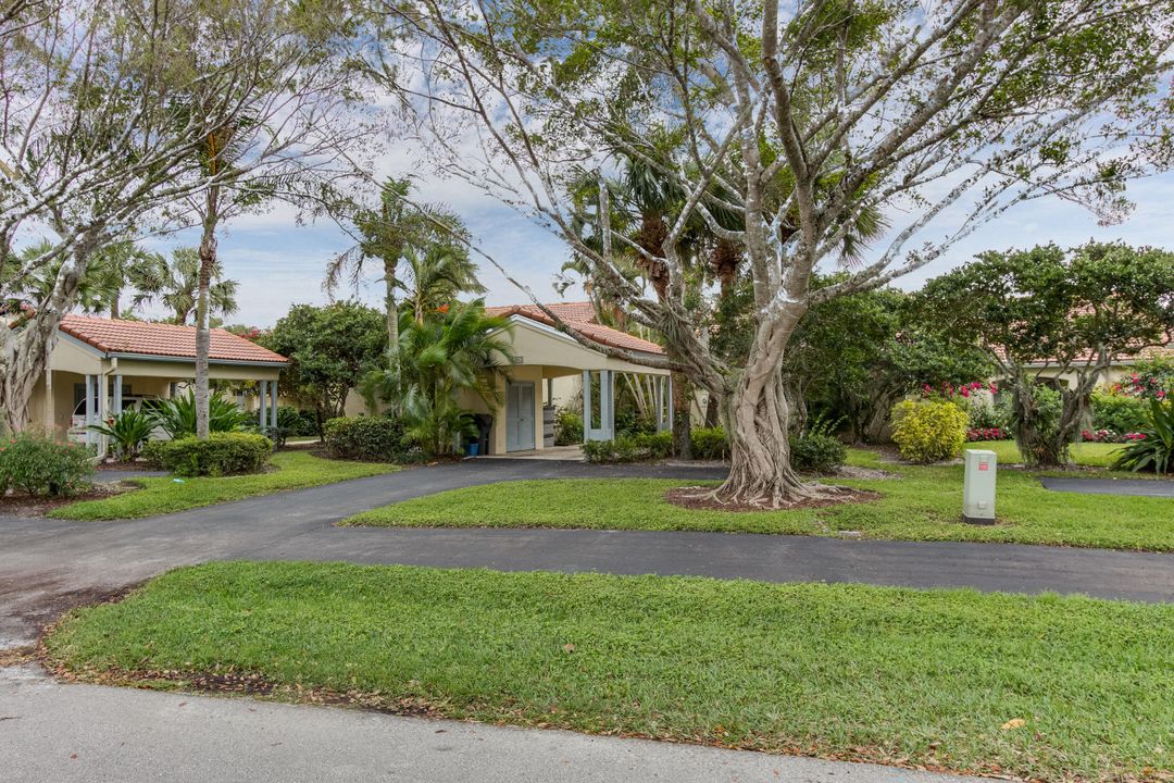 For Rent: $12,000 (3 beds, 2 baths, 1561 Square Feet)