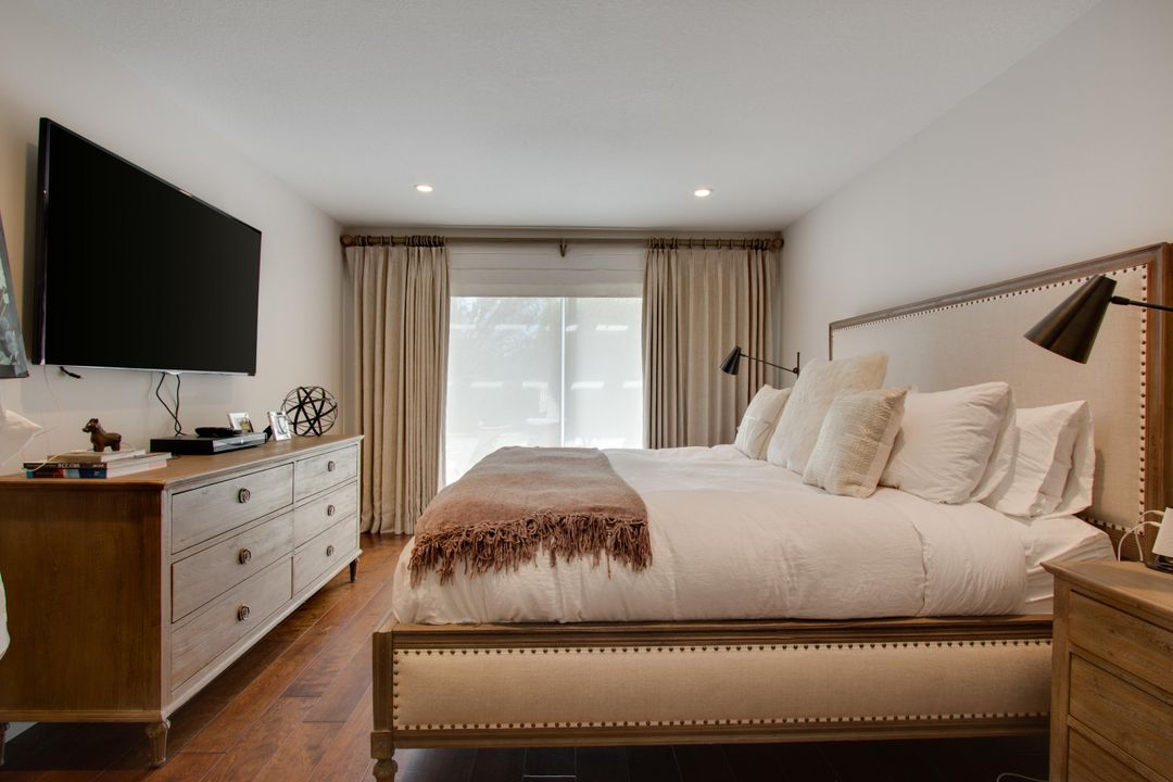 For Rent: $12,000 (3 beds, 2 baths, 1561 Square Feet)