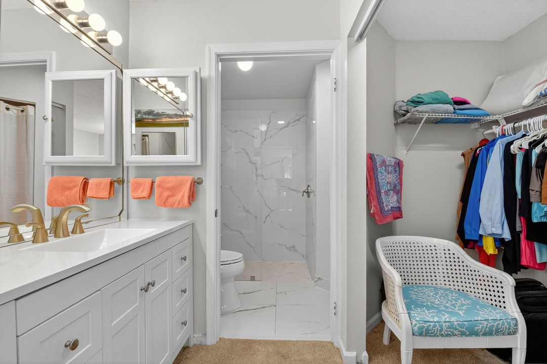 待售: $415,000 (2 贝兹, 2 浴室, 1216 平方英尺)