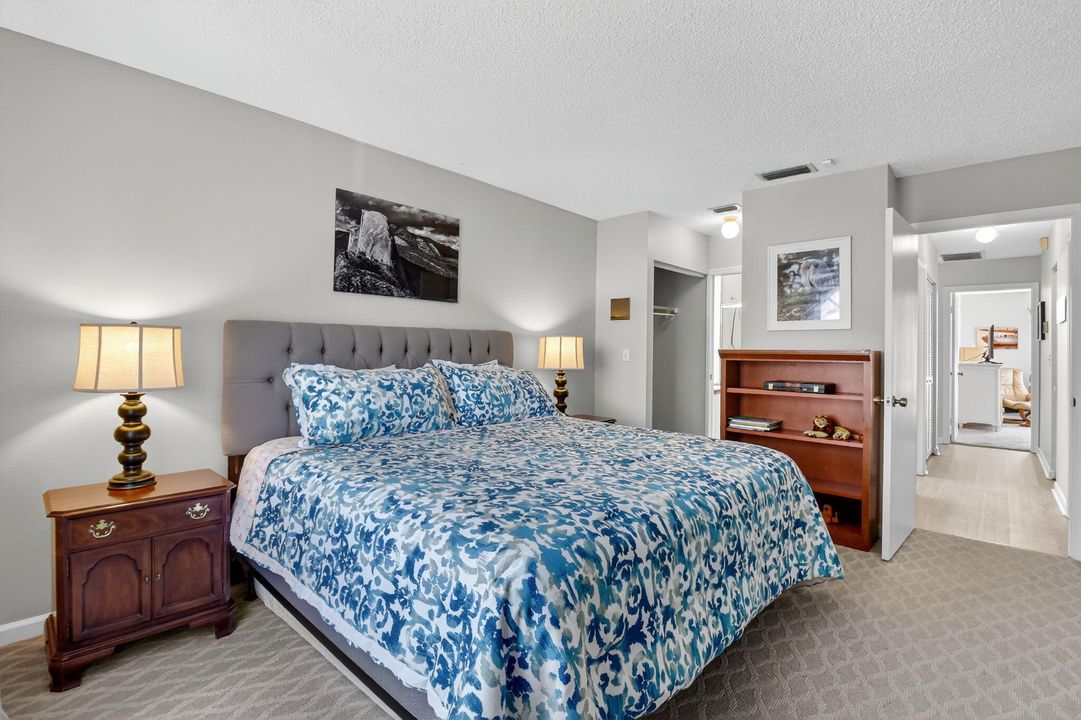 待售: $415,000 (2 贝兹, 2 浴室, 1216 平方英尺)