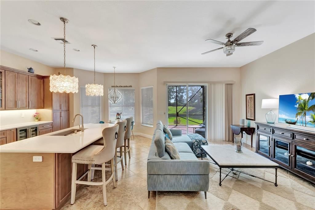 Active With Contract: $429,900 (2 beds, 2 baths, 2141 Square Feet)