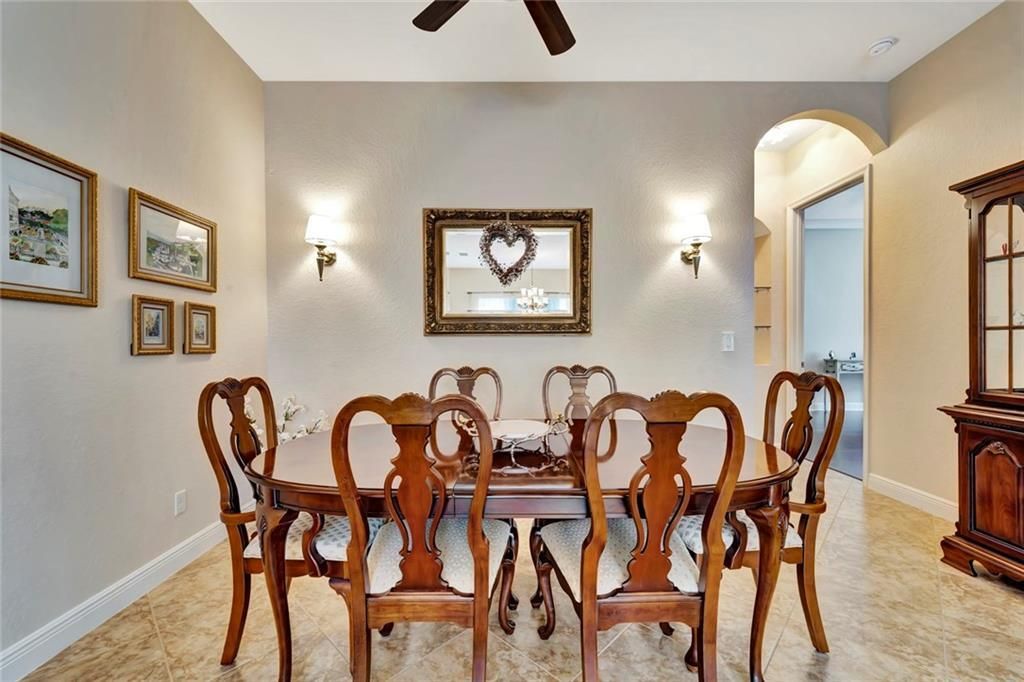 Active With Contract: $429,900 (2 beds, 2 baths, 2141 Square Feet)