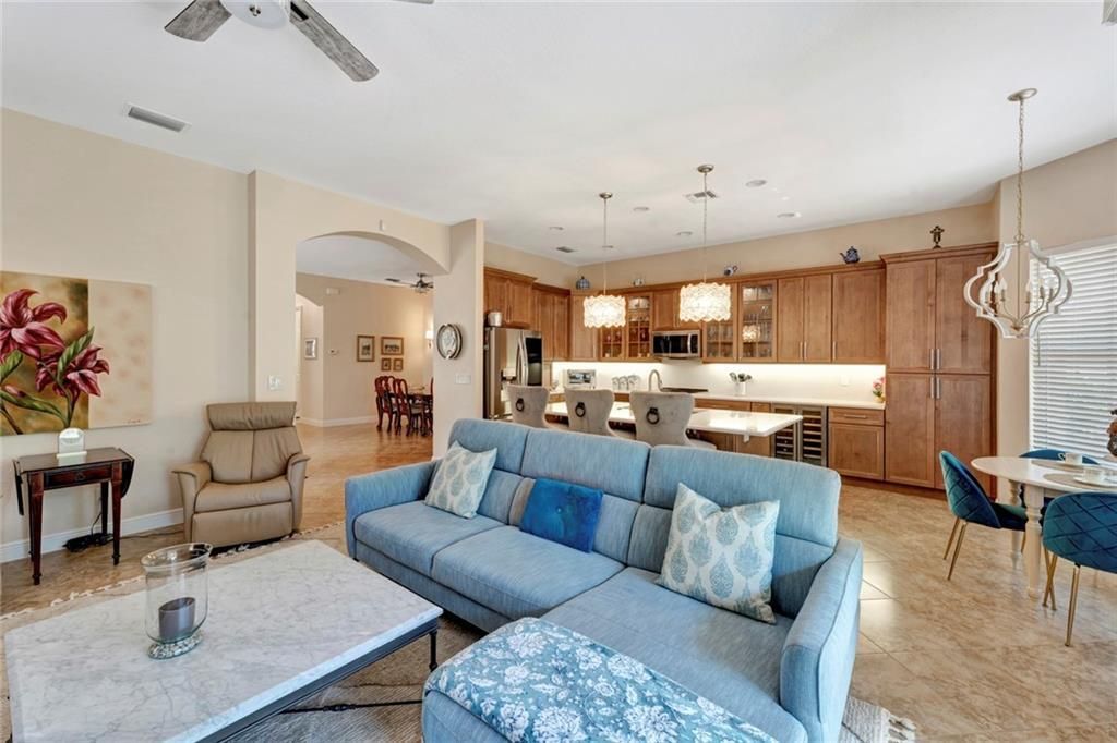 Active With Contract: $429,900 (2 beds, 2 baths, 2141 Square Feet)