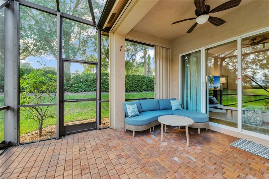 Active With Contract: $429,900 (2 beds, 2 baths, 2141 Square Feet)