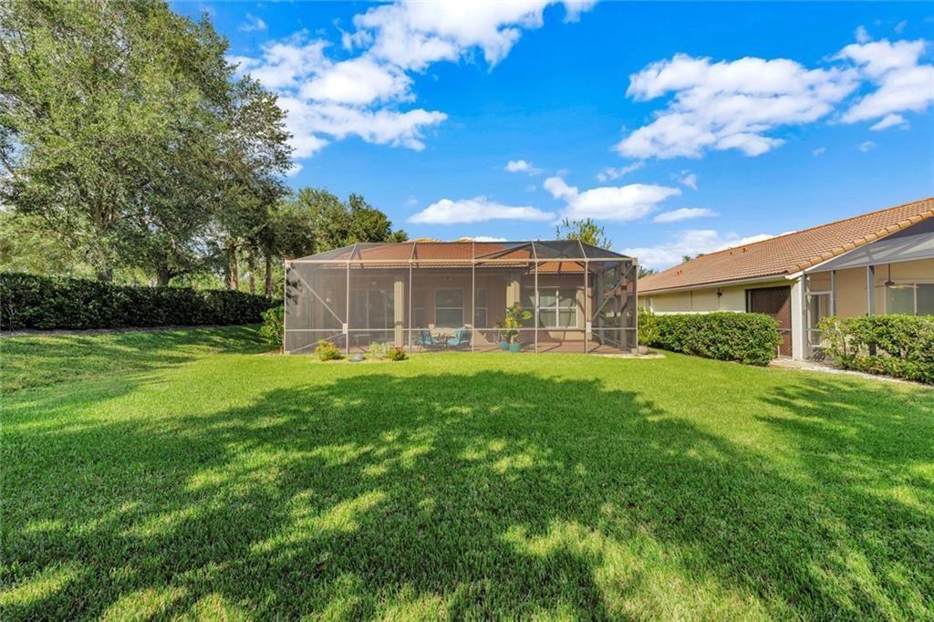 Active With Contract: $429,900 (2 beds, 2 baths, 2141 Square Feet)