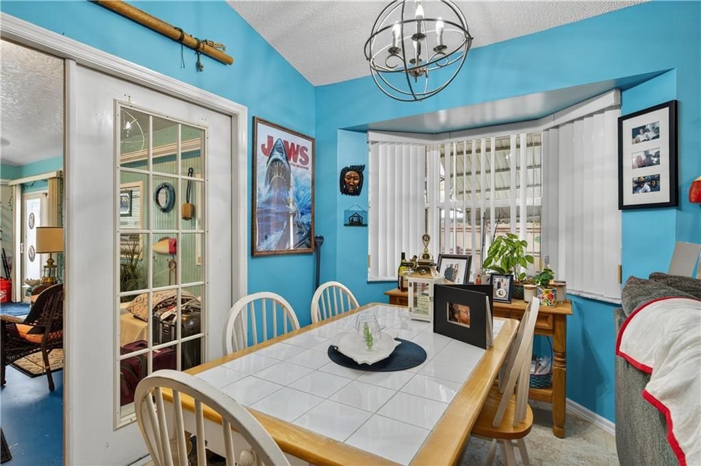 For Sale: $348,000 (3 beds, 2 baths, 1865 Square Feet)