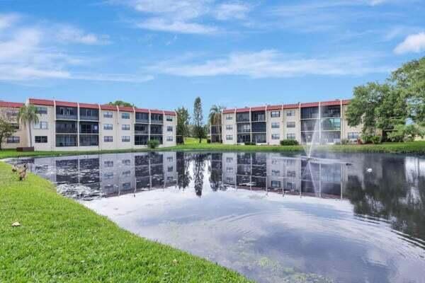 For Rent: $1,650 (2 beds, 2 baths, 1144 Square Feet)