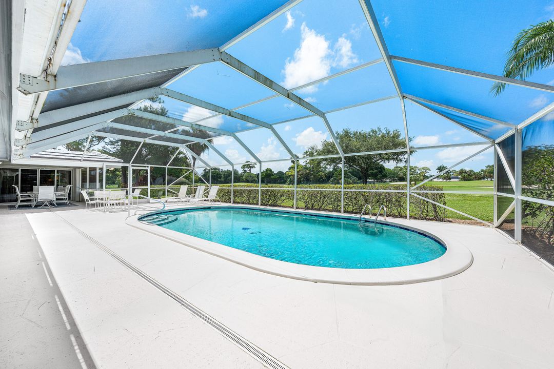 For Sale: $995,000 (4 beds, 3 baths, 3385 Square Feet)