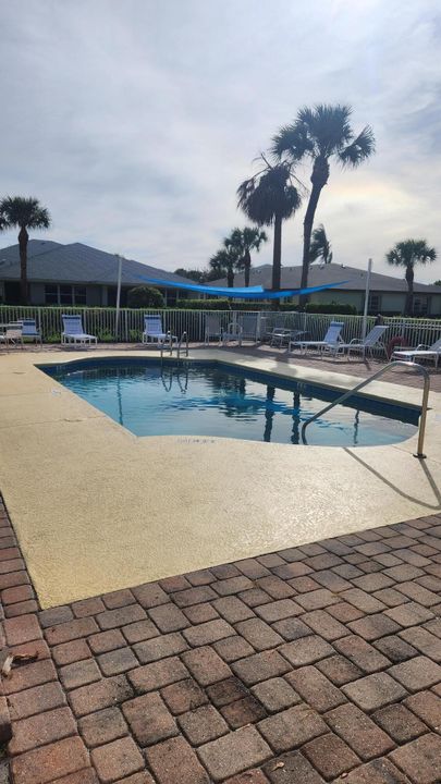 На продажу: $225,900 (2 спален, 2 ванн, 1286 Квадратных фут)