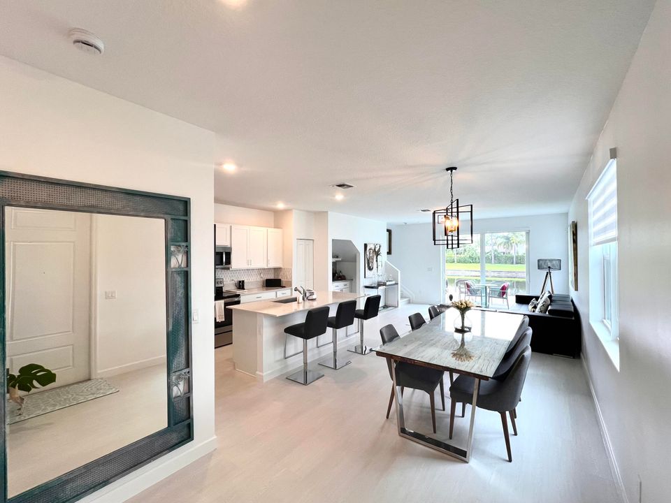 En Venta: $549,900 (3 camas, 2 baños, 1796 Pies cuadrados)