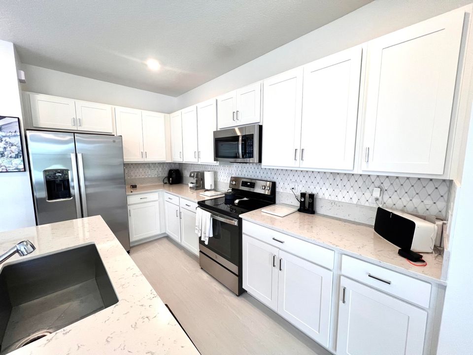 En Venta: $549,900 (3 camas, 2 baños, 1796 Pies cuadrados)