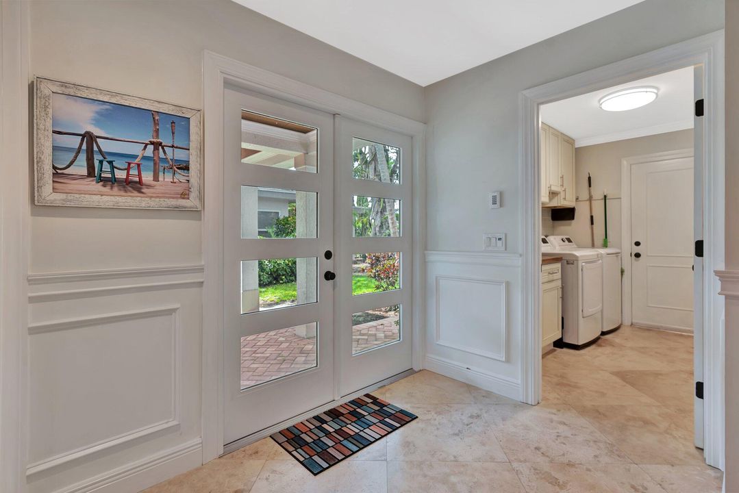 For Rent: $10,000 (3 beds, 2 baths, 1972 Square Feet)