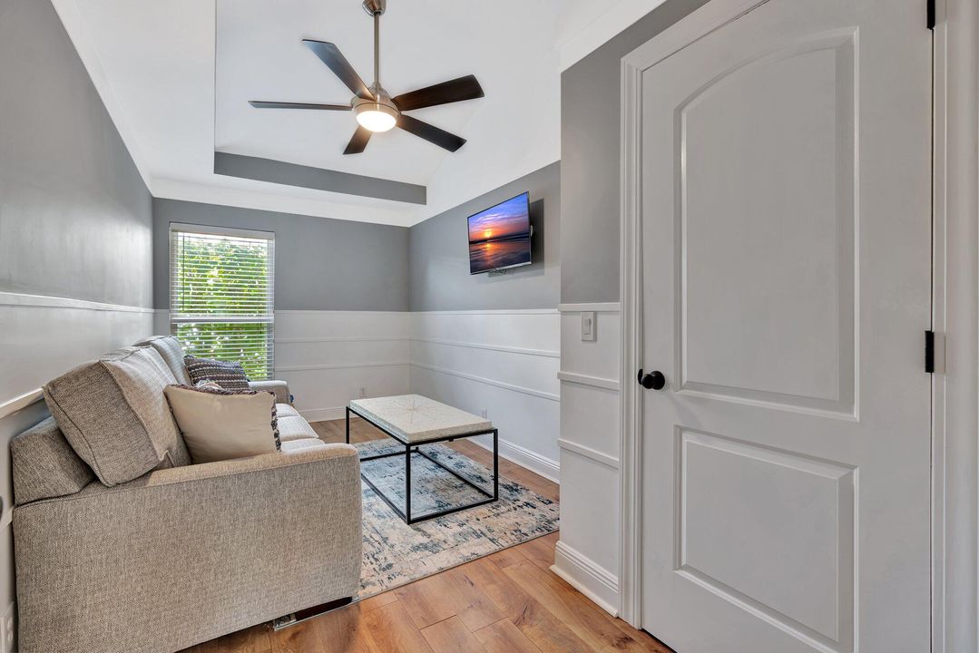 For Rent: $10,000 (3 beds, 2 baths, 1972 Square Feet)